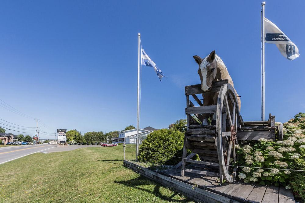 Motel Au Vieux Piloteux Rivière-du-Loup Eksteriør bilde